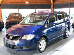 Blau Gebraucht 2007 VW Touran Van / Kleinbus | 3.997 € (Fairer Preis)