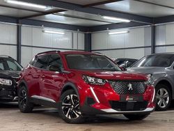 Rot Gebraucht 2022 Peugeot 2008 Allure SUV | 17.490 € (Fairer Preis)