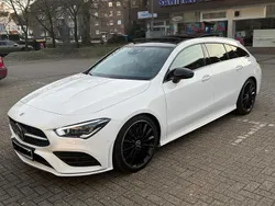 Weiß Gebraucht 2019 Mercedes CLA200 Shooting Brake AMG line Kombi | 25.120 €