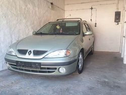 Gebraucht 2001 Renault Mégane Expression Limousine | 1.450 €