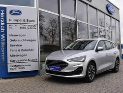 Polarsilbermetallic (metallic) Gebraucht 2023 Ford Focus Titanium Kombi | 19.490 € (Guter Preis)