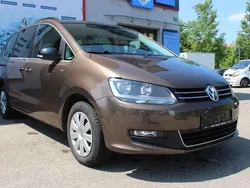 Braun Gebraucht 2012 VW Sharan Match Van / Kleinbus | 12.600 € (Fairer Preis)