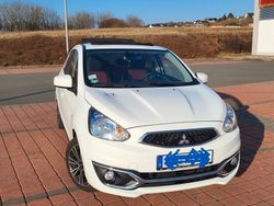 Weiß Gebraucht 2017 Mitsubishi Space Star Edition+ Kleinwagen | 10.995 € (Etwas zu teuer)