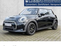 Schwarz Gebraucht 2023 Mini Cooper SE Classic Kleinwagen | 18.680 € (Guter Preis)
