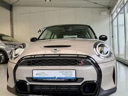 Grau Gebraucht 2024 Mini Cooper S Sport Kleinwagen | 28.790 € (Fairer Preis)