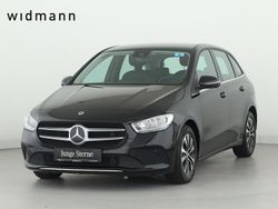 Unilack nachtschwarz Gebraucht 2023 Mercedes B180 Style Van / Kleinbus | 18.850 €