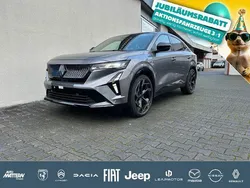 Grau kqg + schwarz gne Gebraucht 2025 Renault Rafale SUV | 58.390 € (Etwas zu teuer)