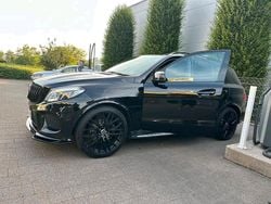 Schwarz Gebraucht 2016 Mercedes GLE350 AMG SUV | 29.999 € (Fairer Preis)