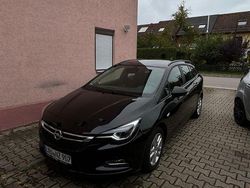Schwarz Gebraucht 2017 Opel Astra Kombi | 6.499 € (Fairer Preis)