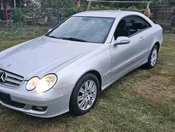 Silber Gebraucht 2006 Mercedes CLK280 Elegance Coupé | 7.199 € (Guter Preis)