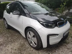 Weiß Gebraucht 2021 BMW i3 Kleinwagen | 17.999 € (Guter Preis)