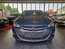 Grau Gebraucht 2015 Opel Astra Kombi | 7.500 € (Superpreis)