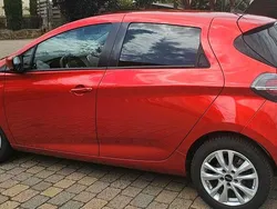 Rot Gebraucht 2020 Renault Zoe Intens Kleinwagen | 9.900 €