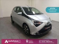 Silber Gebraucht 2021 Toyota Aygo Team Kleinwagen | 9.670 € (Superpreis)