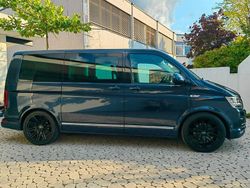 Blau Gebraucht 2019 VW Multivan Highline Van | 41.980 € (Etwas zu teuer)