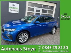 Blau Neu 2025 Skoda Scala Selection Kleinwagen | 24.449 € (Etwas zu teuer)