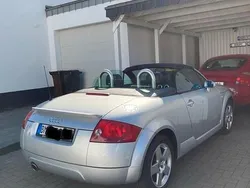 Silber Gebraucht 2004 Audi TT Roadster Cabrio | 4.750 € (Fairer Preis)