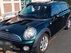 Grün Gebraucht 2010 Mini Clubman Kombi | 4.650 €