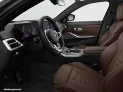 Schwarz Gebraucht 2024 BMW 330e Kombi | 65.101 €