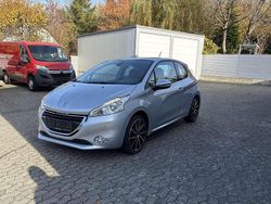Silber Gebraucht 2014 Peugeot 208 Allure Kleinwagen | 6.890 € (Etwas zu teuer)