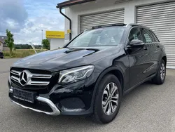 Ung. schwarz unilack Gebraucht 2018 Mercedes GLC220 AMG line SUV | 21.500 € (Fairer Preis)