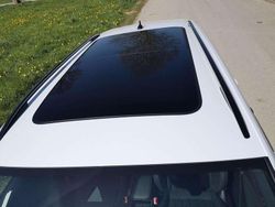 Moonwhite metallic Neu 2025 Skoda Karoq SportLine SUV | 41.590 € (Fairer Preis)