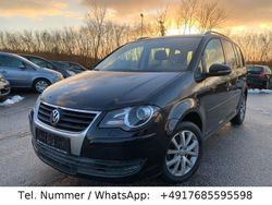 Schwarz Gebraucht 2010 VW Touran Freestyle Van / Kleinbus | 7.900 € (Fairer Preis)