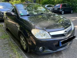 Schwarz Gebraucht 2006 Opel Tigra Cabrio | 1.400 € (Guter Preis)