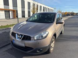 Gold Gebraucht 2012 Nissan Qashqai SUV | 10.000 € (Etwas zu teuer)