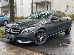 Grau Gebraucht 2017 Mercedes C200 Limousine | 22.500 € (Etwas zu teuer)