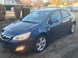 Blau Gebraucht 2012 Opel Astra Limousine | 4.450 € (Guter Preis)