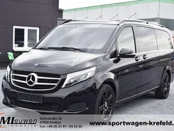 Obsidianschwarz metallic Gebraucht 2019 Mercedes V200 Avantgarde Van / Kleinbus | 44.950 € (Teuer)