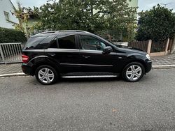 Schwarz Gebraucht 2010 Mercedes ML300 SUV | 12.300 € (Etwas zu teuer)