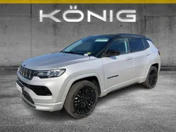 Grau Gebraucht 2022 Jeep Compass SUV | 27.850 € (Guter Preis)