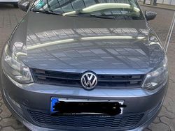 Grau Gebraucht 2012 VW Polo Comfortline Limousine | 6.800 € (Fairer Preis)