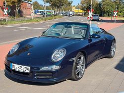 Blau Gebraucht 1999 Porsche 911 Carrera 4 Cabriolet Cabrio | 39.900 € (Etwas zu teuer)