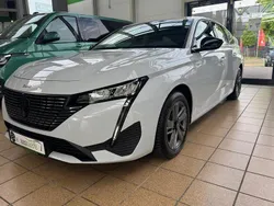 Weiß Gebraucht 2024 Peugeot 308 Allure Kombi | 24.308 € (Superpreis)