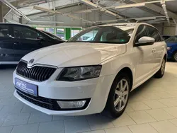 Weiß Gebraucht 2014 Skoda Octavia Limousine | 4.999 € (Teuer)
