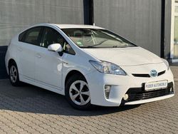 Weiß Gebraucht 2014 Toyota Prius Comfort Limousine | 11.690 €