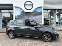 Grau Gebraucht 2016 VW Golf Sportsvan Allstar Van / Kleinbus | 12.491 € (Fairer Preis)