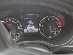 Schwarz Gebraucht 2014 Mercedes B180 Van / Kleinbus | 11.500 € (Fairer Preis)