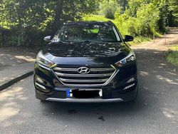 Schwarz Gebraucht 2017 Hyundai Tucson SUV | 12.999 € (Fairer Preis)
