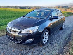 Schwarz Gebraucht 2011 Opel Astra Design Edition Limousine | 3.990 € (Fairer Preis)