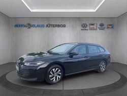 Schwarz Gebraucht 2024 VW Passat Kombi | 31.995 € (Guter Preis)