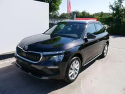 Blackmagic perleffekt Neu 2025 Skoda Kamiq Premium Edition SUV | 31.590 € (Fairer Preis)