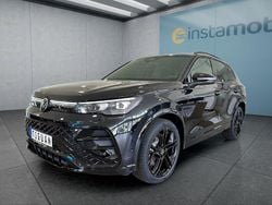 Schwarz Neu 2025 VW Tiguan SUV | 60.299 €