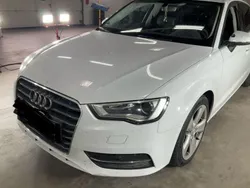 Weiß Gebraucht 2015 Audi A3 Sportback Ambition Limousine | 11.999 € (Guter Preis)