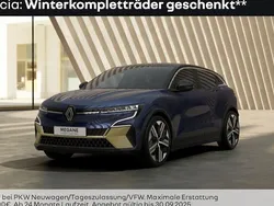 Blau Neu 2025 Renault Mégane Iconic Limousine | 45.760 € (Etwas zu teuer)