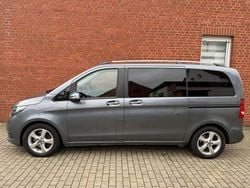 Grau Gebraucht 2018 Mercedes V220 Edition Van / Kleinbus | 29.999 € (Guter Preis)