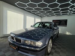 Blau Gebraucht 2001 BMW 735 Limousine | 6.900 €